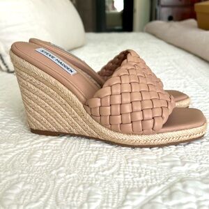 Brand new! Steve Madden wedged heels. Size 8.